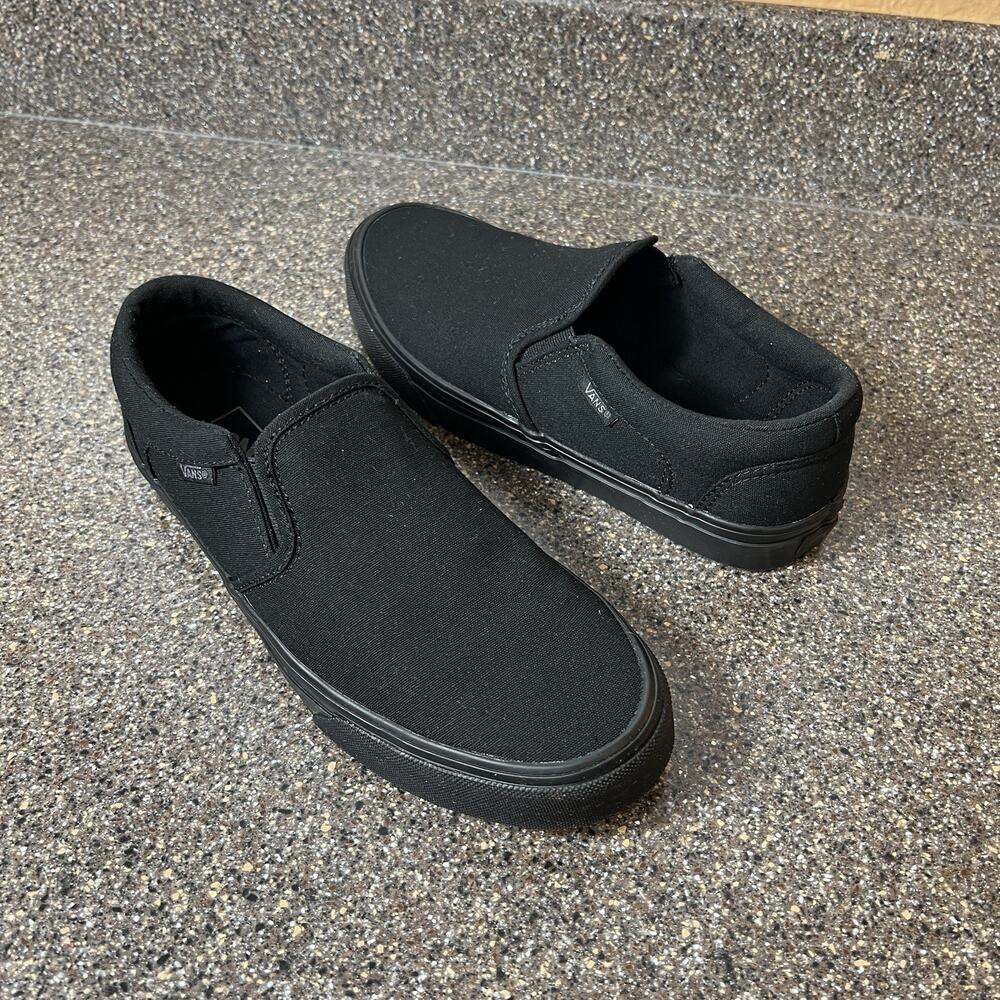 Vans Classic Slip On Black Canvas Mens Size 7.5 Skateboard Shoes Sneaker Low Top